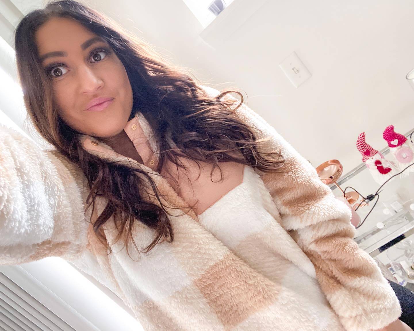 The cutest pullover is on SALE from @pinklily and comes in a bunch of other colors! It’s so warm and cozy I’m obsessed☺️ 
.
.
💗Shop here on the @shop.ltk  app and follow me to shop all my other posts (@selahchristeen) https://liketk.it/3whAB
.
.
#pinklilystyle #onlineshops #michiganblogger #detroitblogger #michiganyoutuber #casualstyle #casualoutfit #warmandcozy #sherpa #shopltk #trendystyles #sale #outfitoftheday #outfitinspo #styleblogger #outfitoftheday #fashionblogger #lifestyleblogger